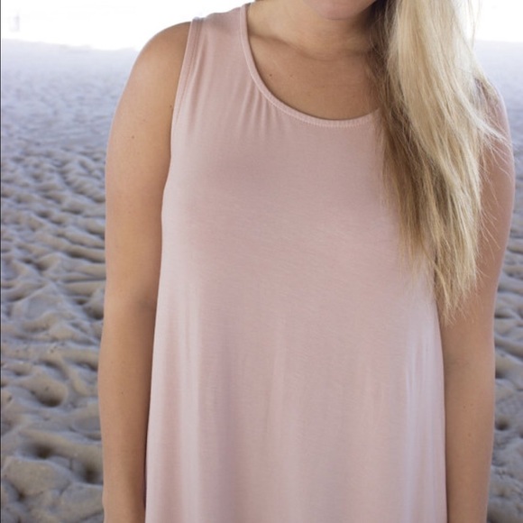 Summer Tunic sleeveless women's top NWOT - Picture 2 of 4