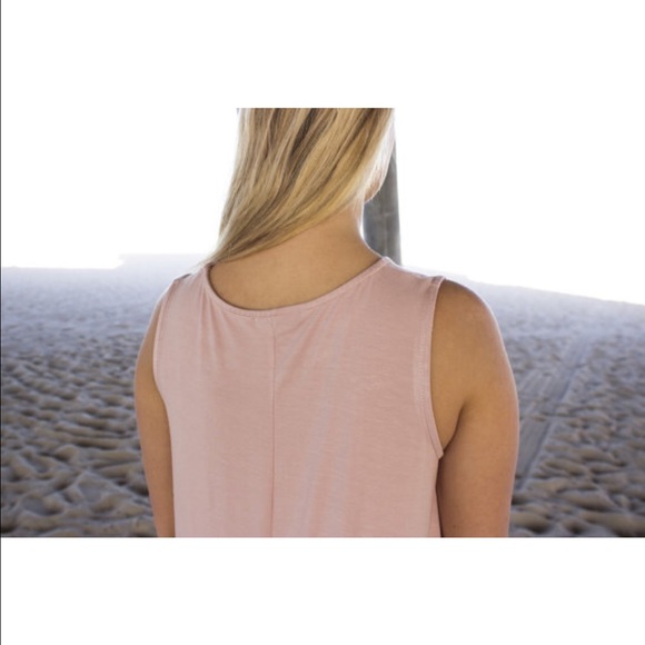 Summer Tunic sleeveless women's top NWOT - Picture 3 of 4