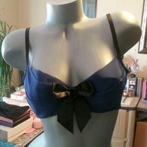 VS Sexy Little Things corset style bra