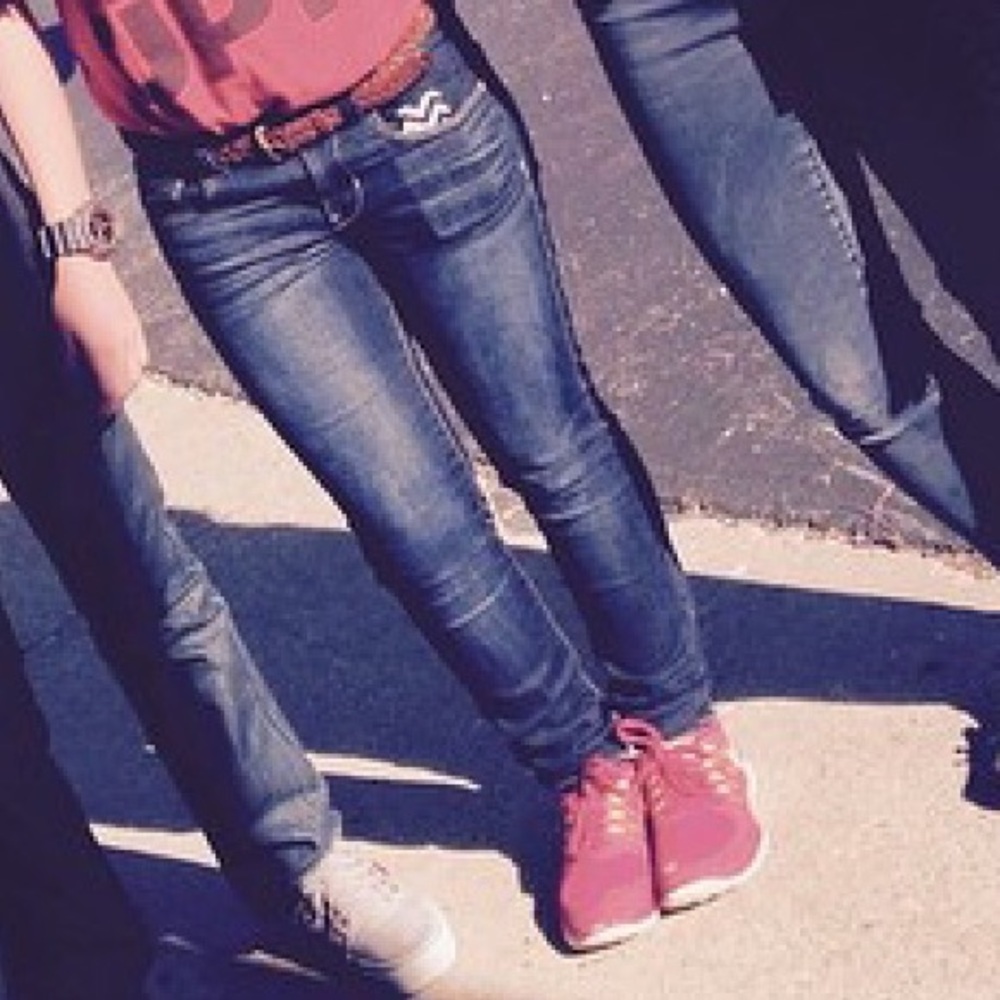 American Eagle jeans (good condition)