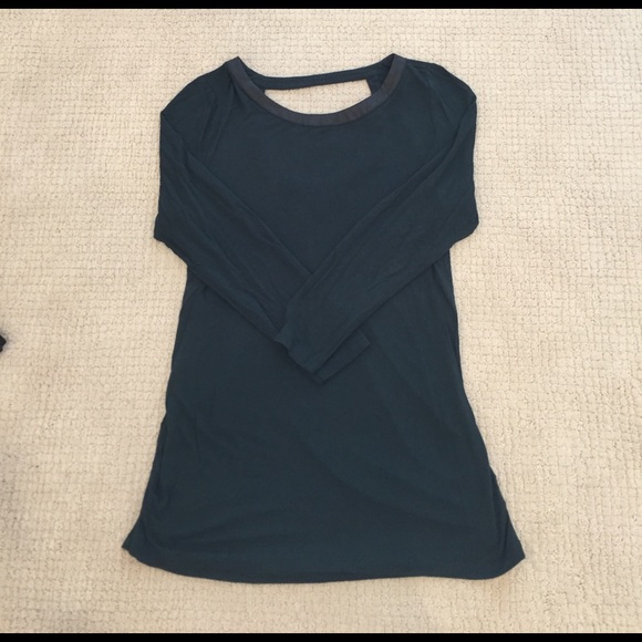 A Pea in the Pod Tops - Pea in the Pod Green and Leather shirt