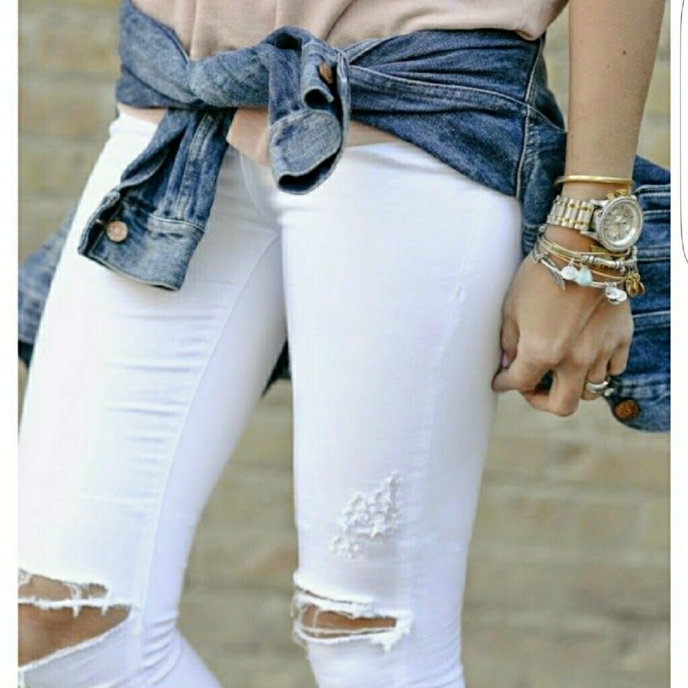 Shredded Boyfriend Jeans