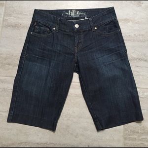 !It Cropped Jean Shorts