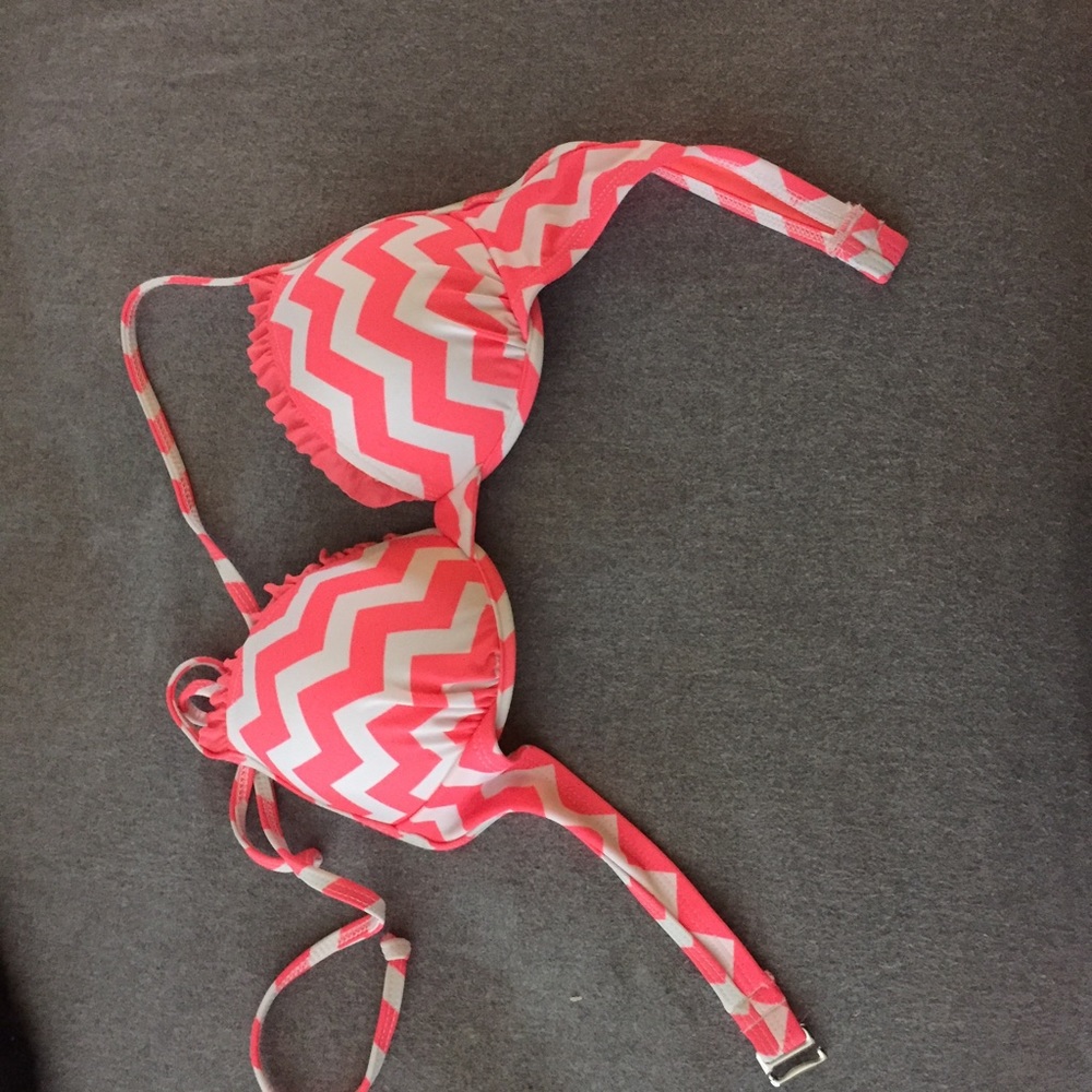 Push up bikini top NWOT