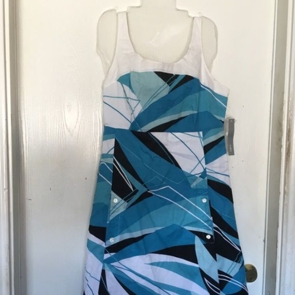 Dress - Picture 1 of 4