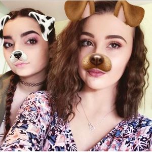 Meet your Posher, Daphne