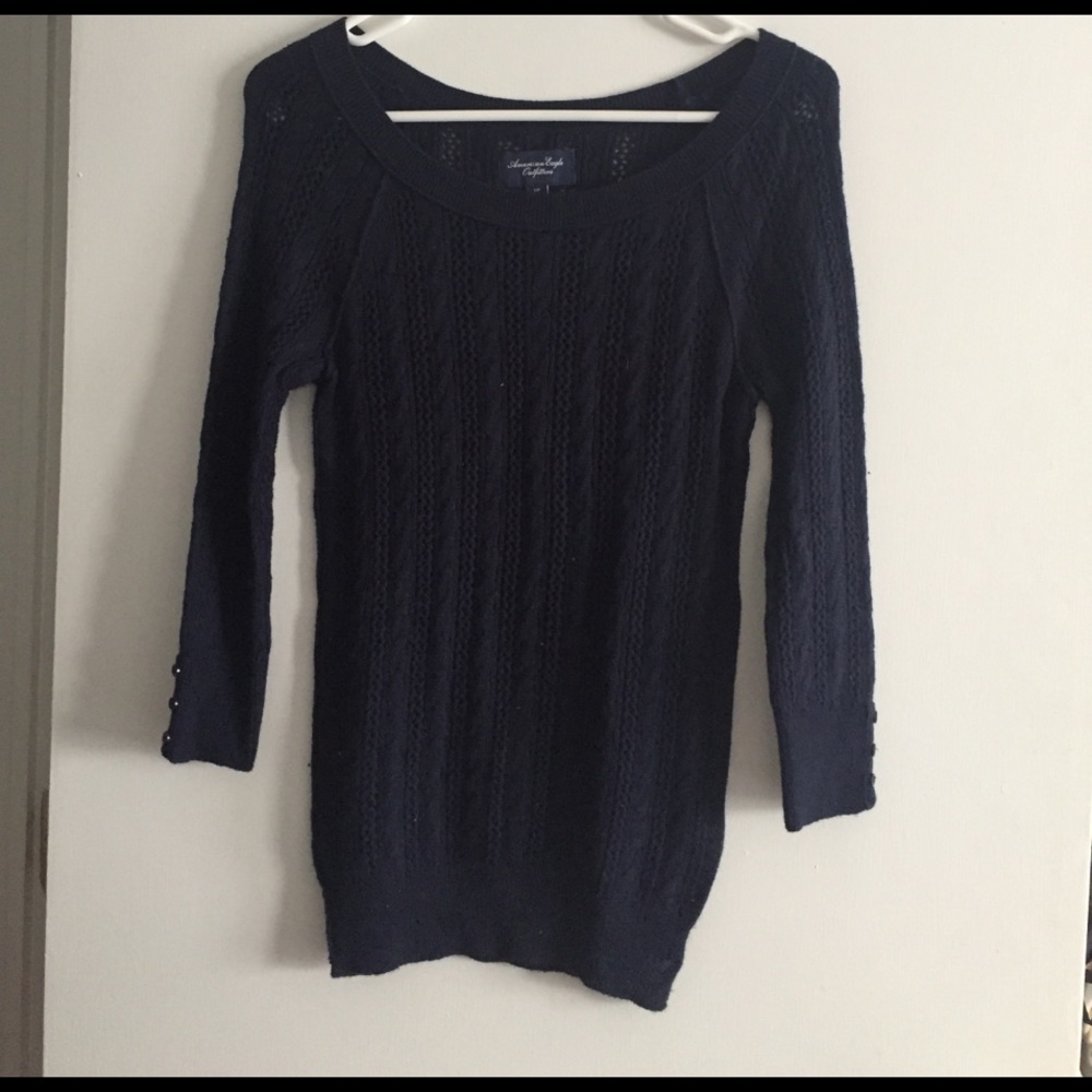 Loose knit navy blue sweater