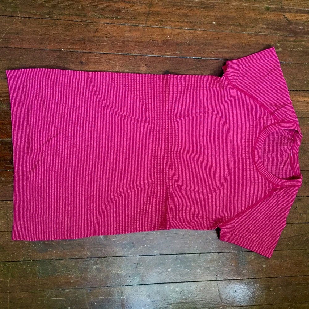 Swiftly Tech Short Sleeve Crew
