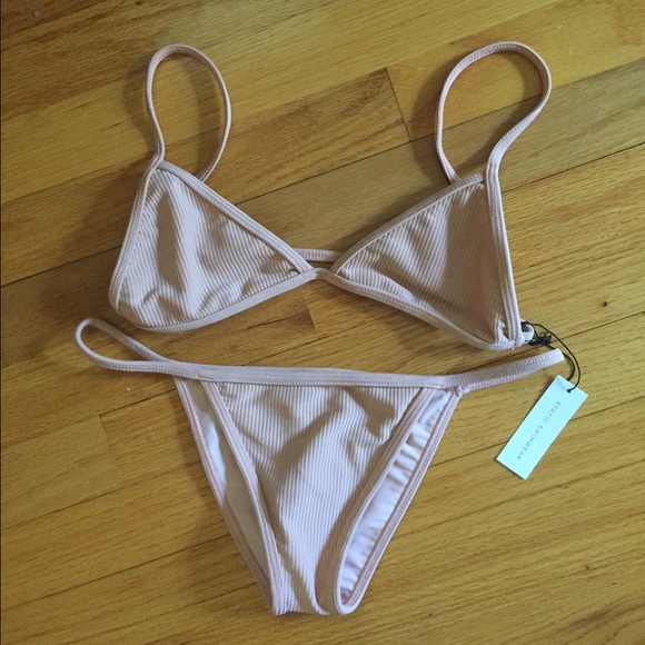 SOLD ON MERCARI - Picture 4 of 4