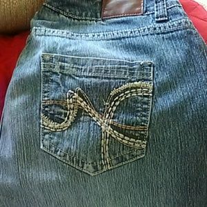 Maurices size 14 jeans