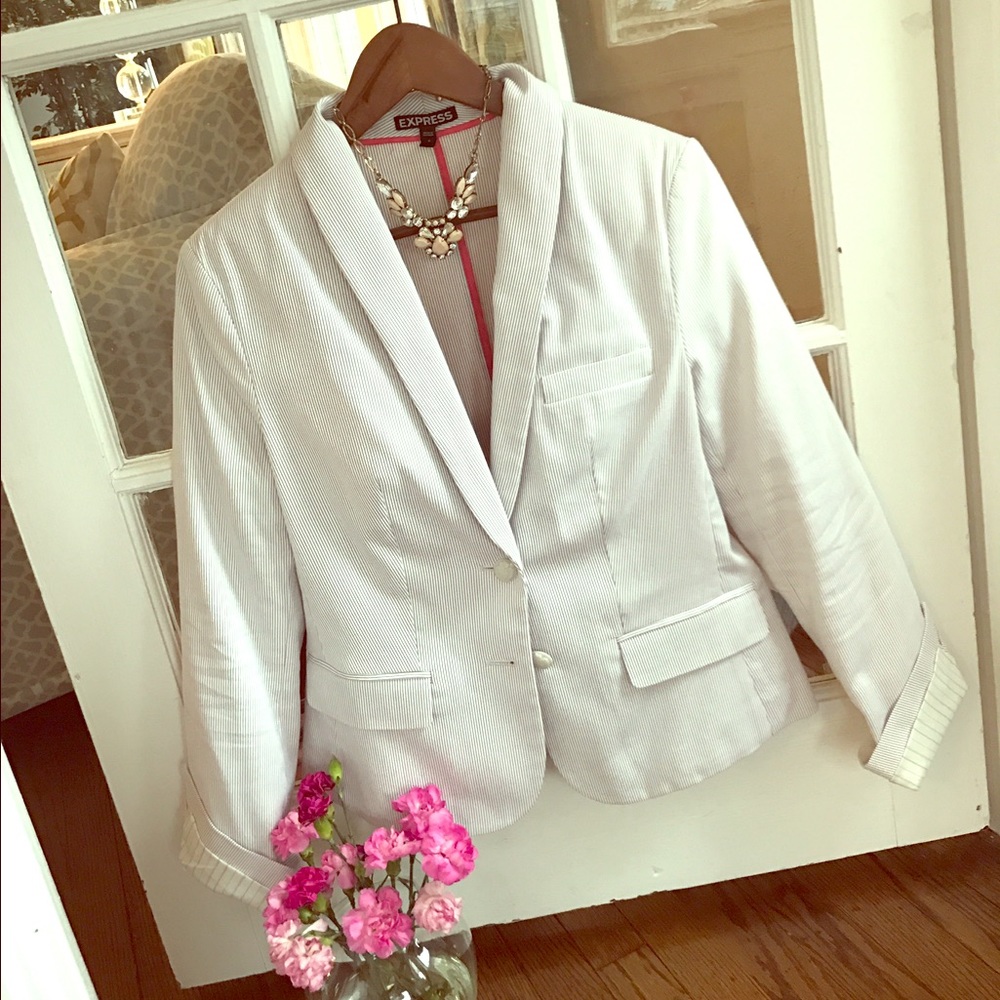 NWOT Greige & White Striped Blazer