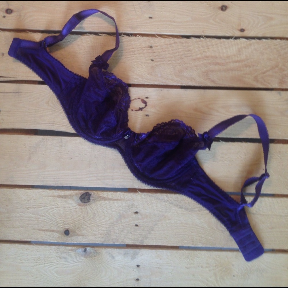Unlined Lace 30c Alegro Lingerie bra
