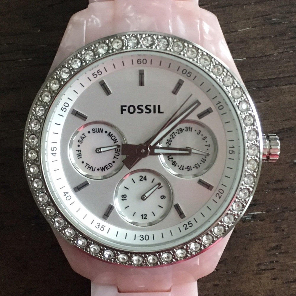 Pink Pearlescent & Crystal Fossil Watch