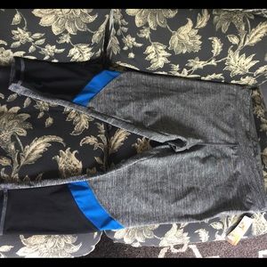 Size L exercise pants