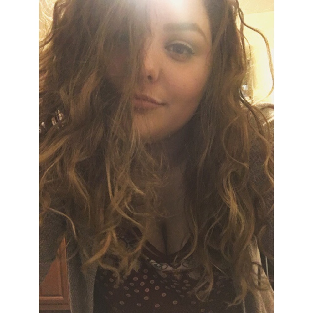 Meet your Posher, Cassie