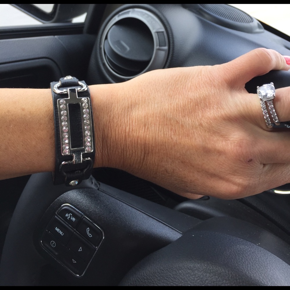 Bracelet 💎 Host Pick💎 Black Leather rhinestone