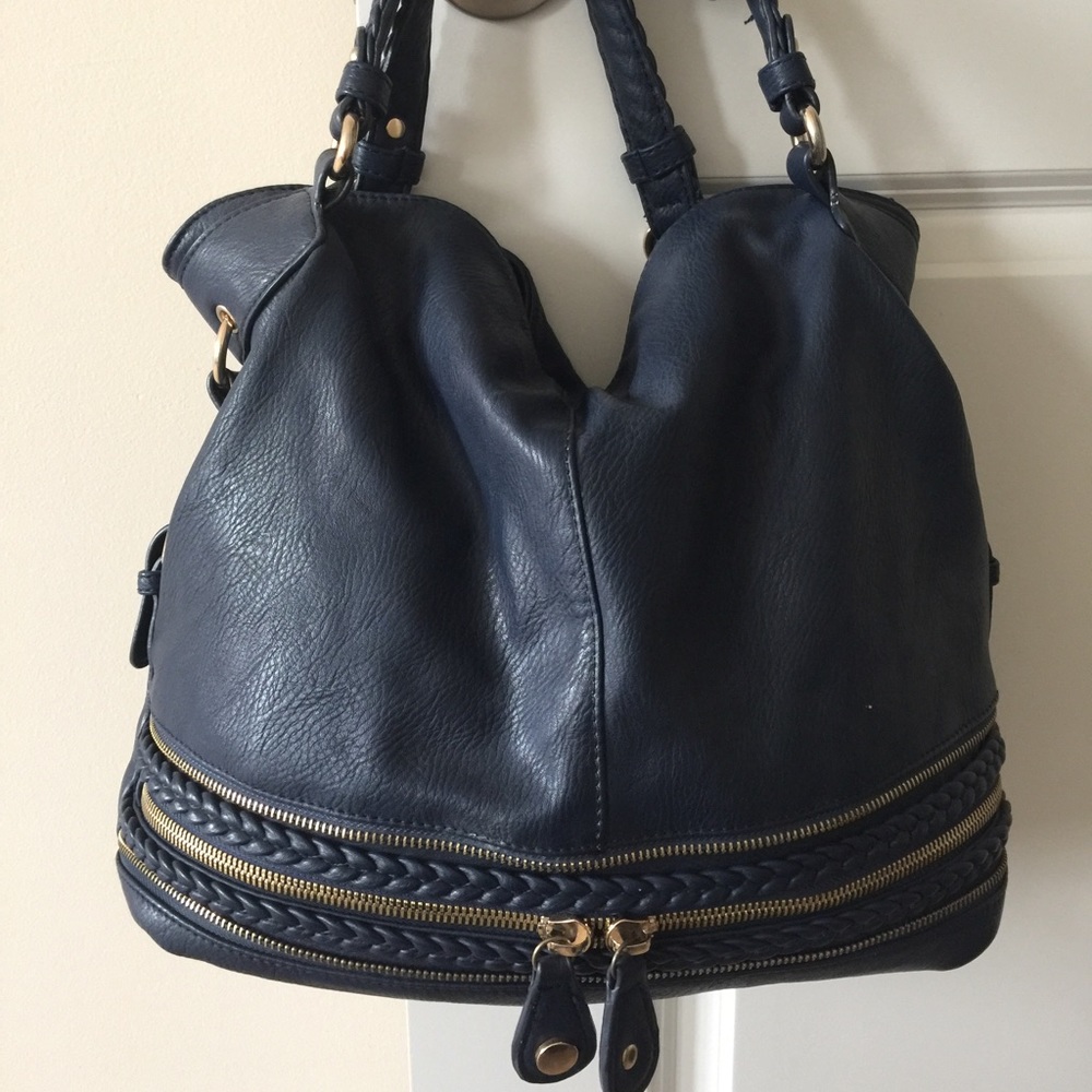 Urban Expressions- Navy Handbag