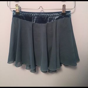 Jerry's Adult Small/Petite Figure Skating Skirt