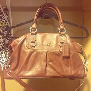 Large Coach Carryall in Saddle/Camel