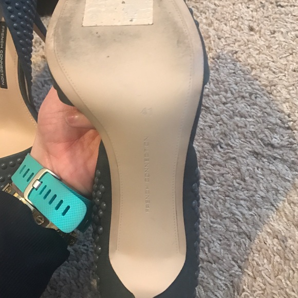 French connection grey heels - Picture 3 of 4