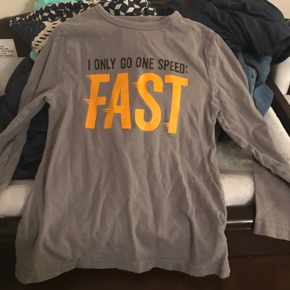 Boys 5T long sleeve shirts - Picture 3 of 5