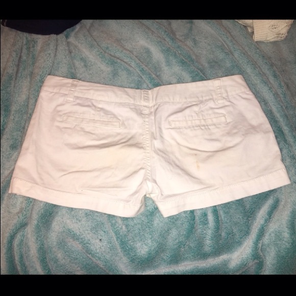 Ivory Shorts - Picture 3 of 7