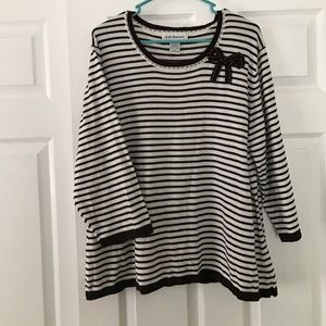 C.D. Daniels Plus Size Bow Sweater