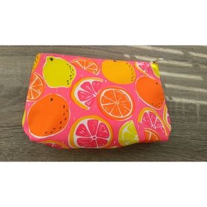 Clinique 7pc makeup bag