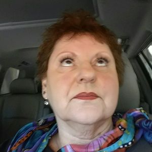 Meet your Posher, Paula lea