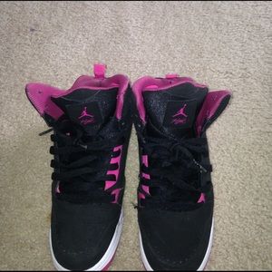 Jordan Flights pink and black