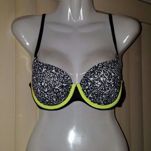 SALE..PINK VICTORIA SECRET BRA 36 B LIKE NEW