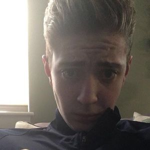 Meet your Posher, Devin