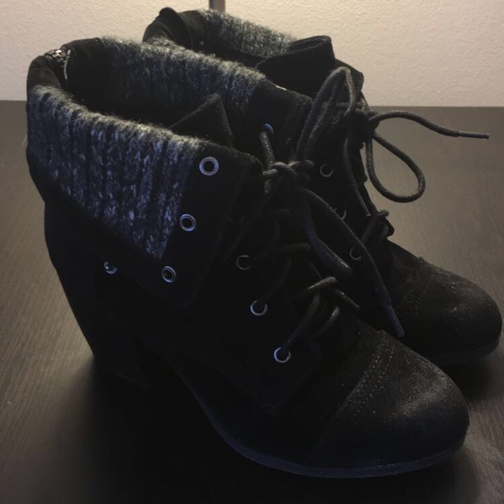 🚨FINAL MARKDOWN🚨Black Boots