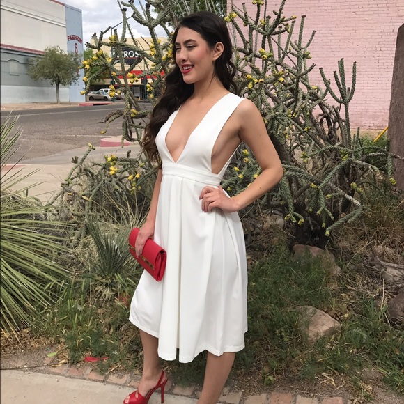 White Dress-LAST ONE-5 ⭐️ Rating-SALE - Picture 2 of 6