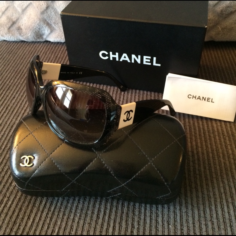 *Authentic* Chanel Lace Effect 5146 Sunglasses