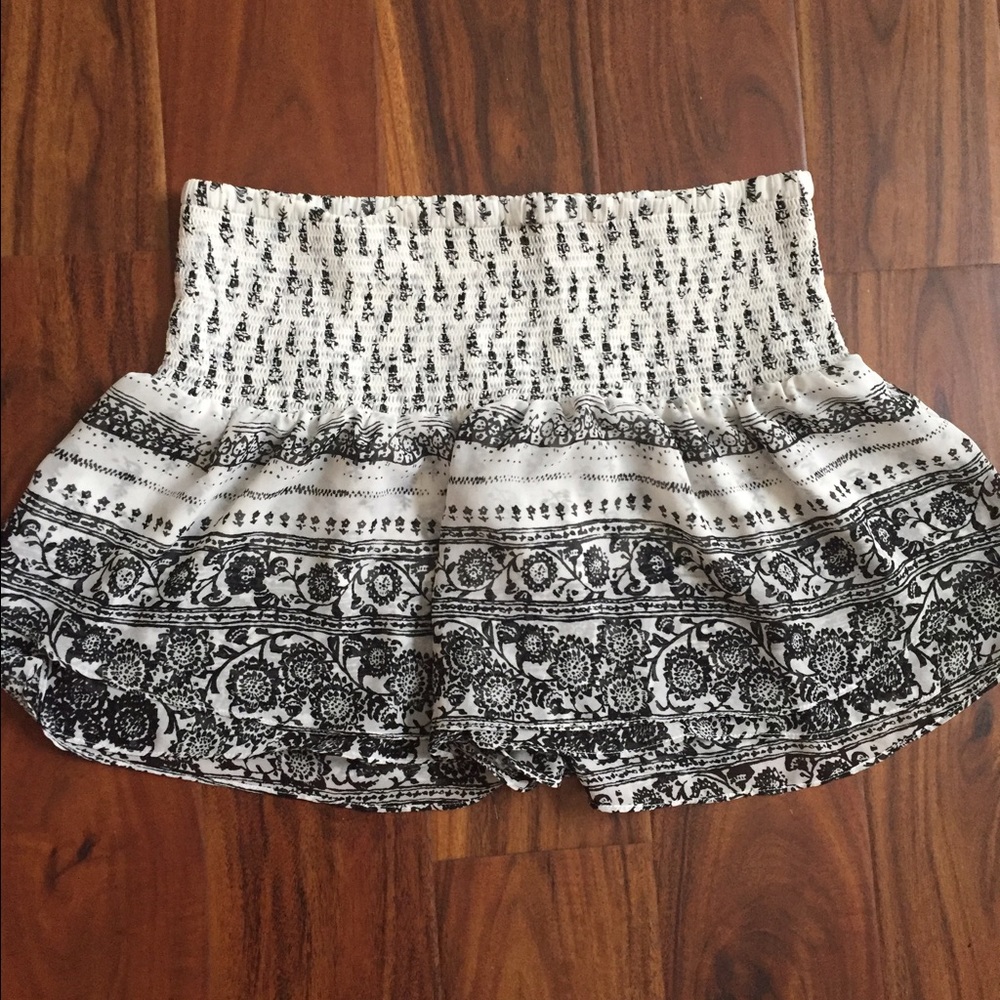 Patterned shorts