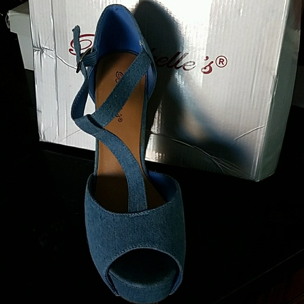 Jean t-strap heel
