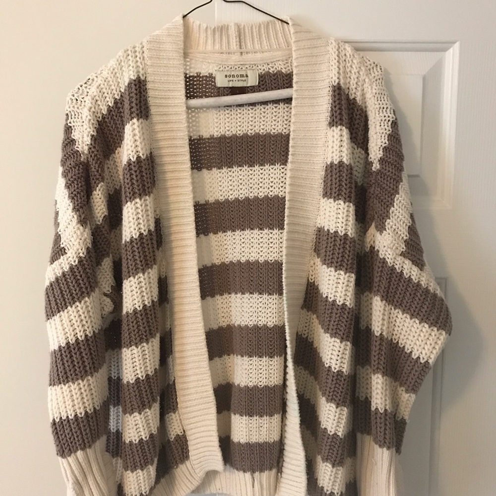 Woman's Brown & Tan sweater Size L