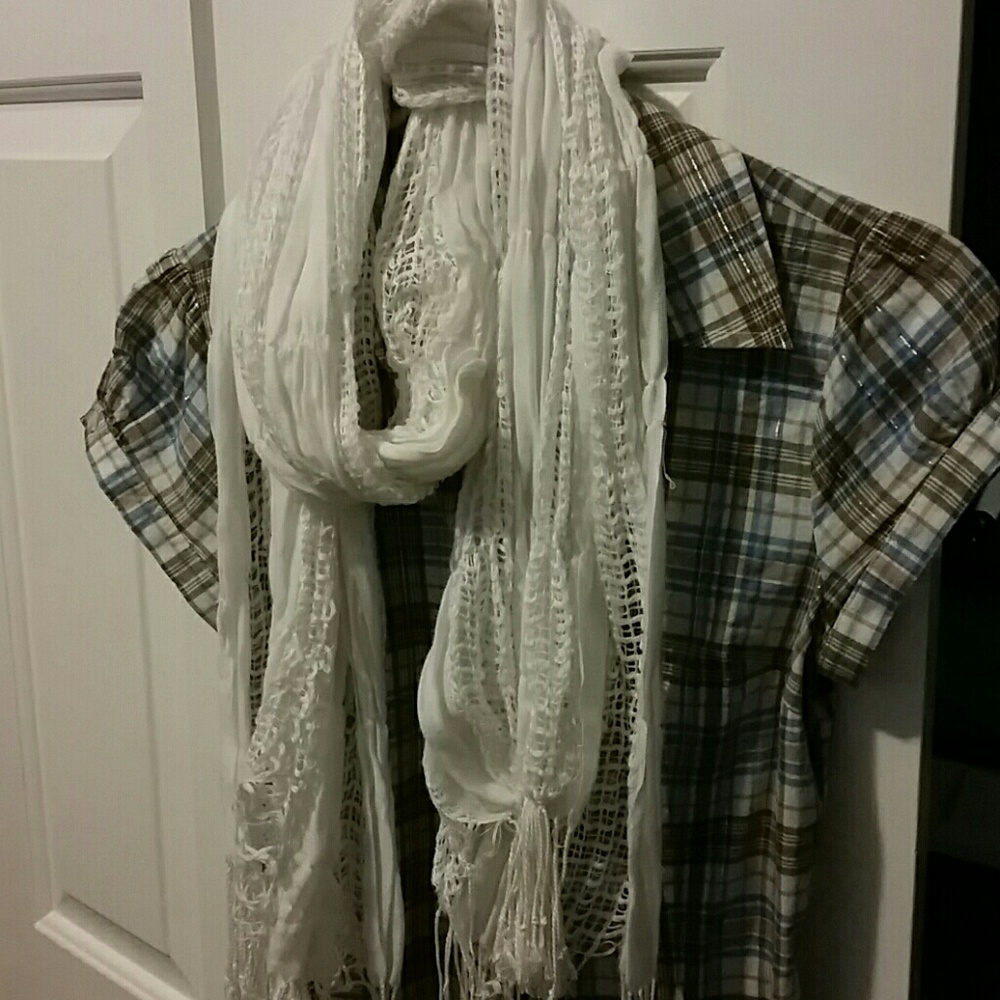 Long white scarf