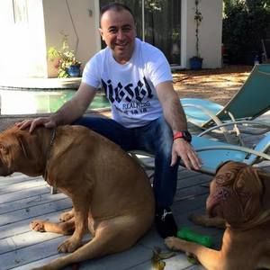 Meet your Posher, Alik