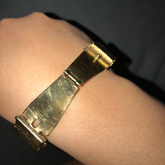 Michael Kors Runway Round Watch