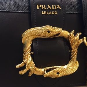 Meet your Posher, Yolanda