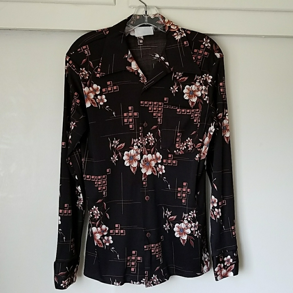 Men's long sleeve button down shirt