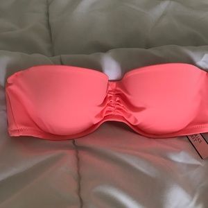 DISCONTINUED Victoria's Secret 32B bikini top!