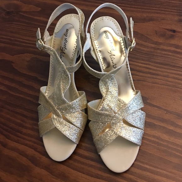 Gold glitter heels - Picture 2 of 4