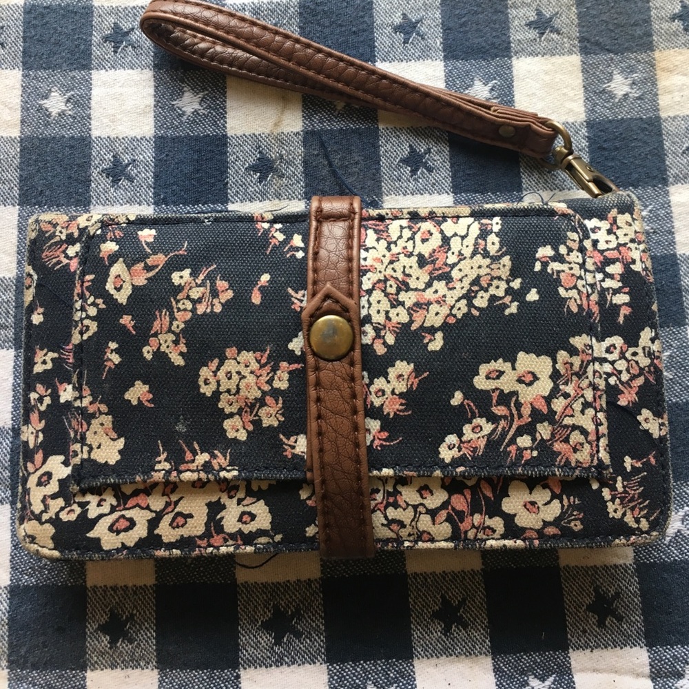 Aeropostale wallet