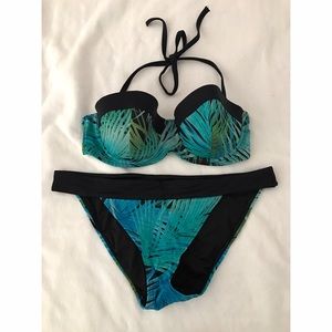 Victoria's Secret bikini