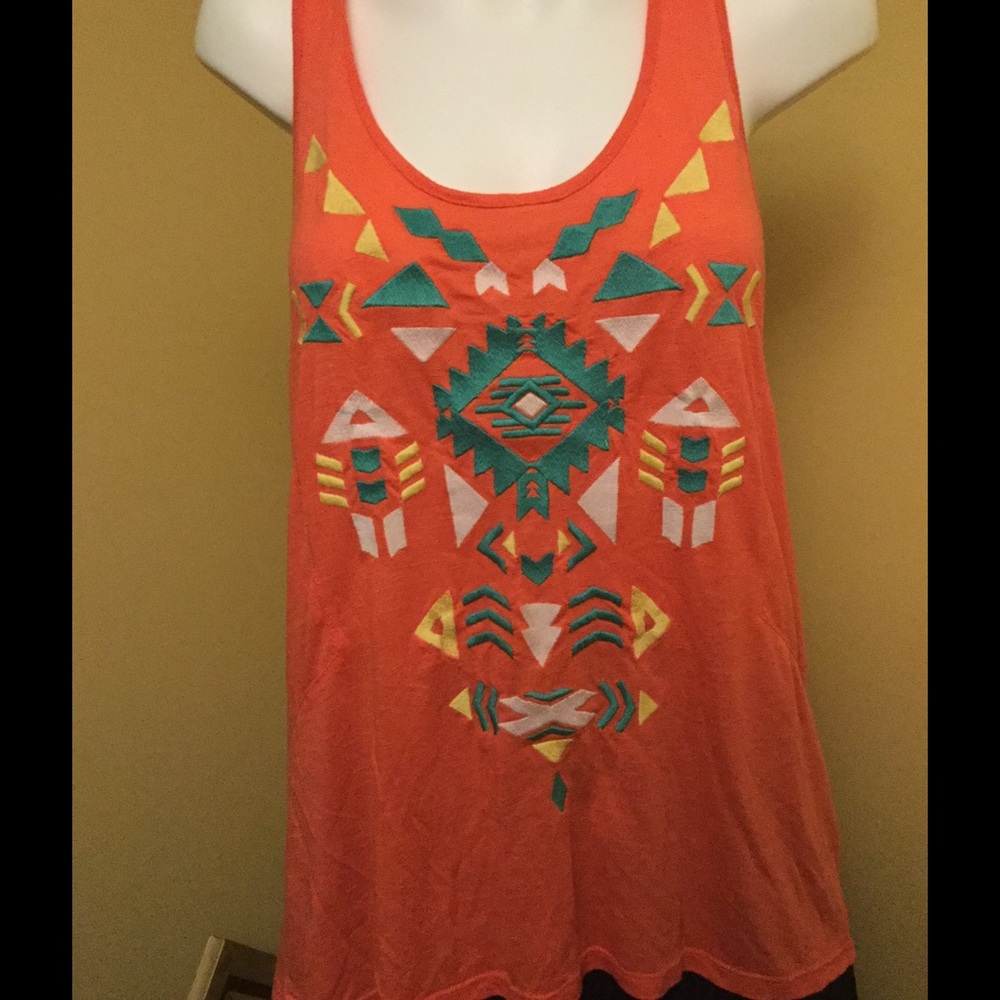 SOLD Embroidered Razorback Top - Picture 1 of 6