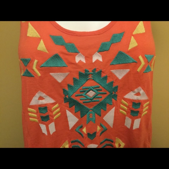 SOLD Embroidered Razorback Top - Picture 2 of 6