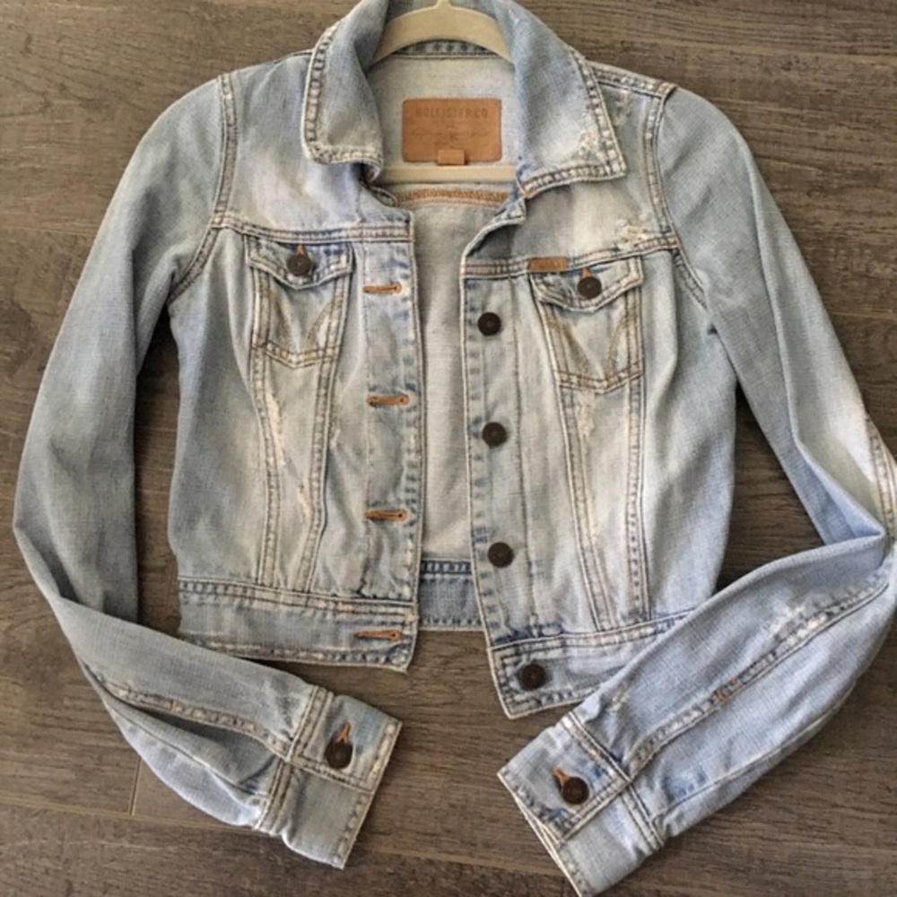 Hollister denim jacket - size small